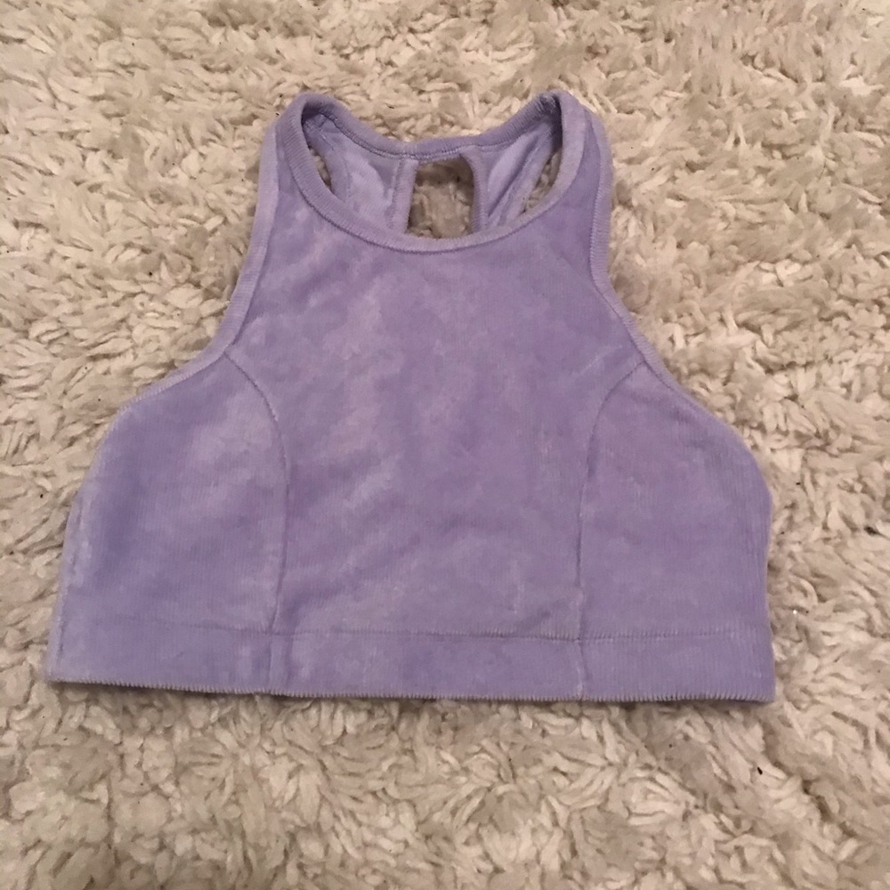 High neck sports bra
